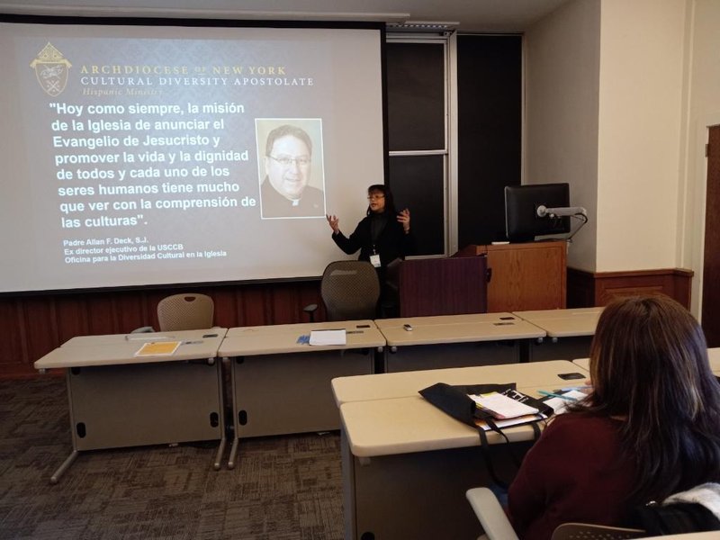 En la Jornada de Formación en la Universidad de Fordham, Una Charla Sobre Evangelización Intercultural