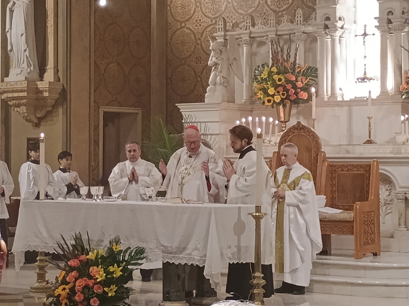 Cardenal Dolan celebra Misa del Jueves de la Ascensión en una parroquia homónima