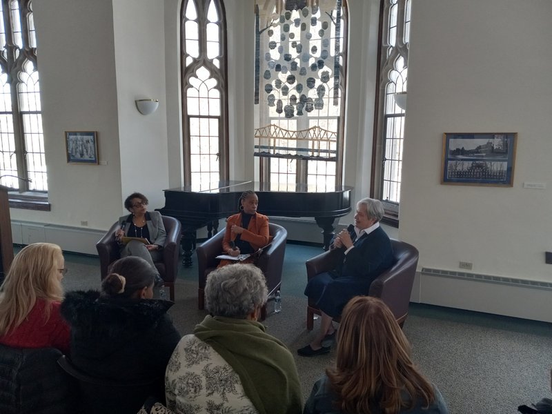 En la Universidad de Fordham, un Diálogo Sobre el 'Estado de Emergencia Migrante'