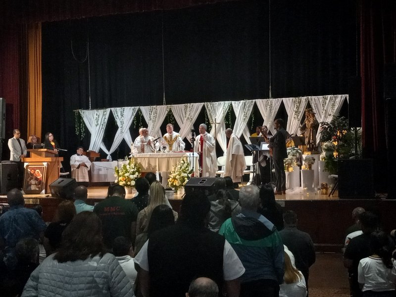 Congreso Anual de Parejas Realizado en Cardinal Hayes High School