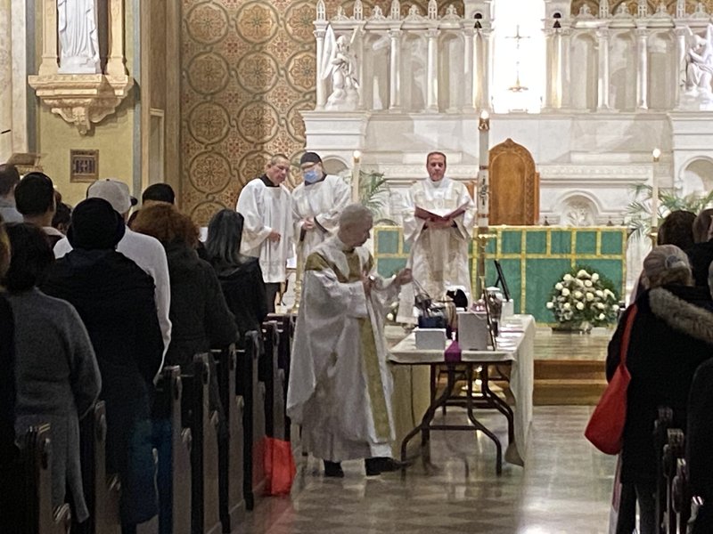 Manhattan's Ascension Church Holds Annual Communal Burial Mass