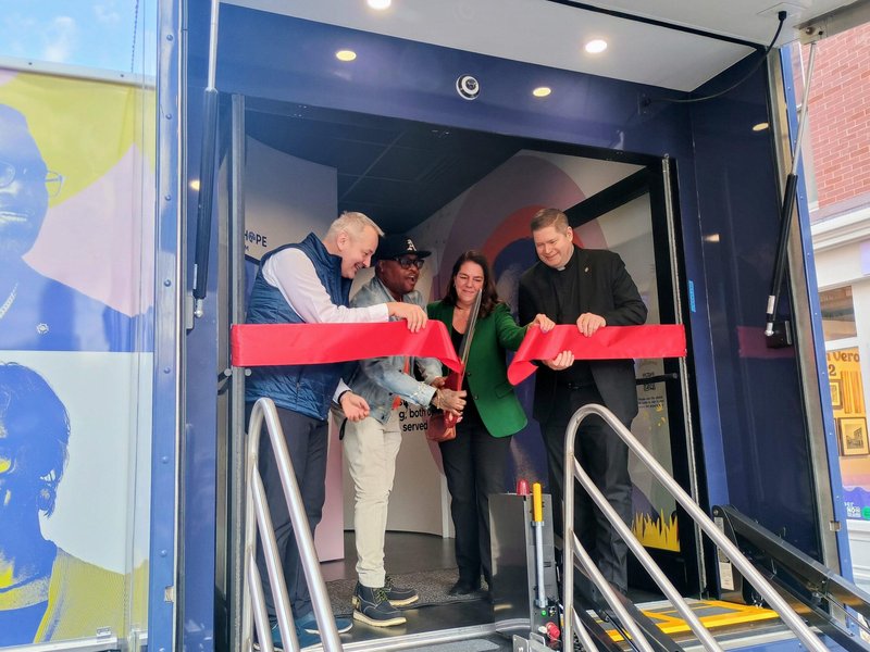 Ceremonia de inauguración del Museo People of Hope de Caridades Católicas de EE. UU. celebrada en Manhattan