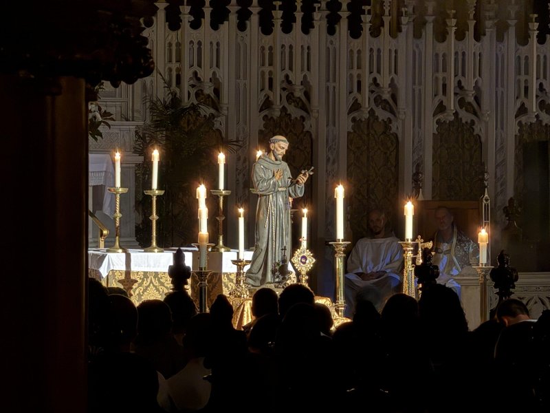 Hundreds Gather for 800th St. Francis Transitus Vigil