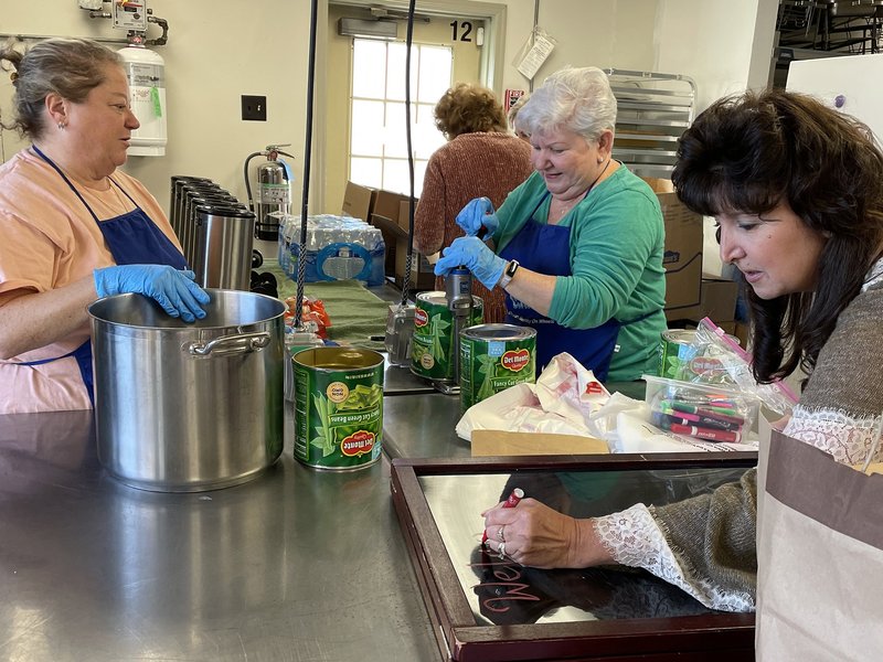 Parish Serves up Food for the Hungry with Food Truck, Message of Hope​