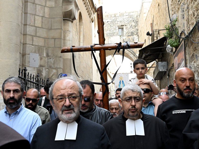 With Few Pilgrims, Jerusalem's Christians Pray for Peace