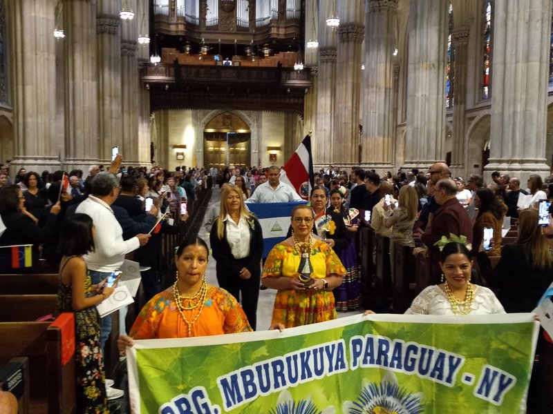 Misa de la Hispanidad celebrada en la Catedral de San Patricio