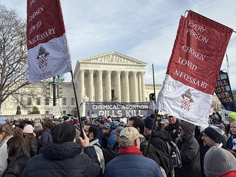 La Corte Suprema dictamina que los centros de embarazo de Nueva Jersey pueden impugnar una investigación estatal ante un tribunal federal