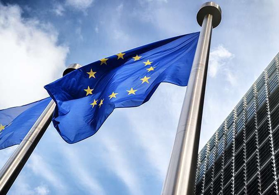 Pope to European civil and Church leaders: men and women are different ...