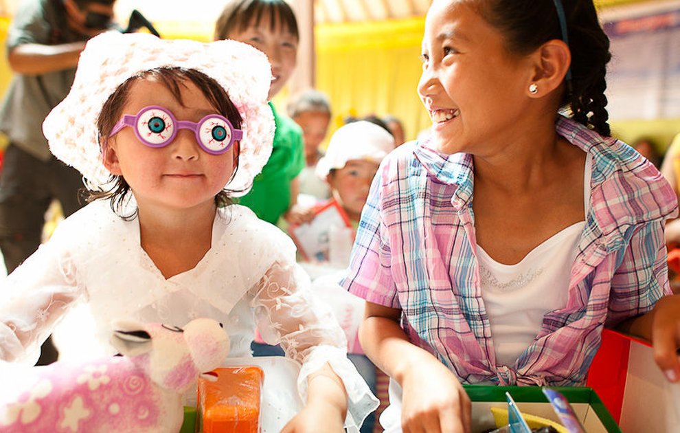 Greater Los Angeles residents wrap gifts for impoverished children ...