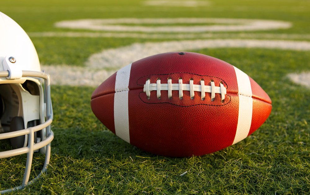 Football playoffs: 22 Catholic schools join the title hunt | Angelus News