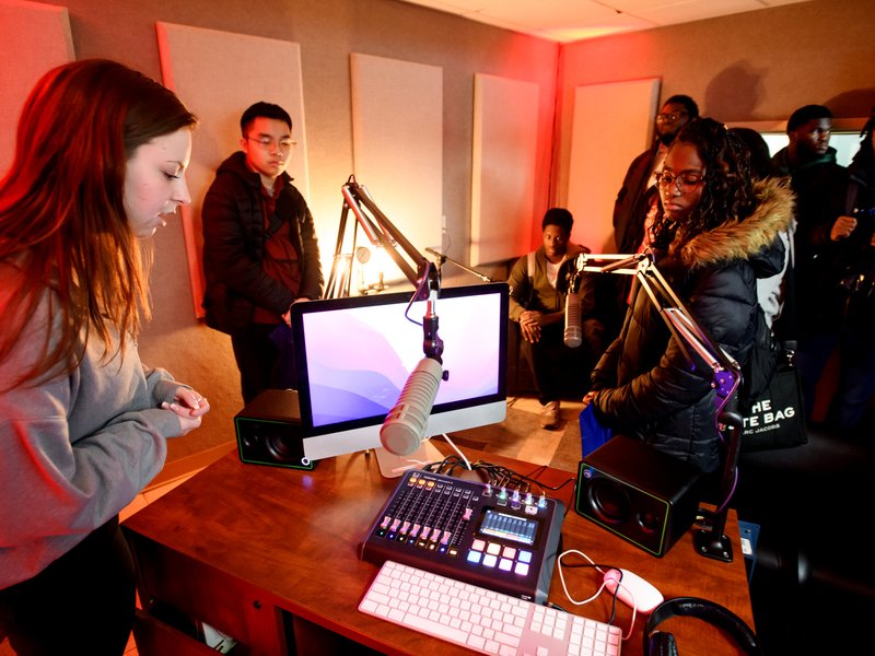 High Schoolers Get a Taste of Broadcasting at Mount Saint Mary College​