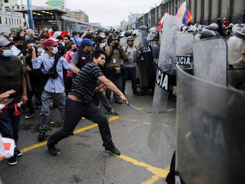 After Failed Coup, Peru's Bishops Urge Citizens to Stand up for Democracy