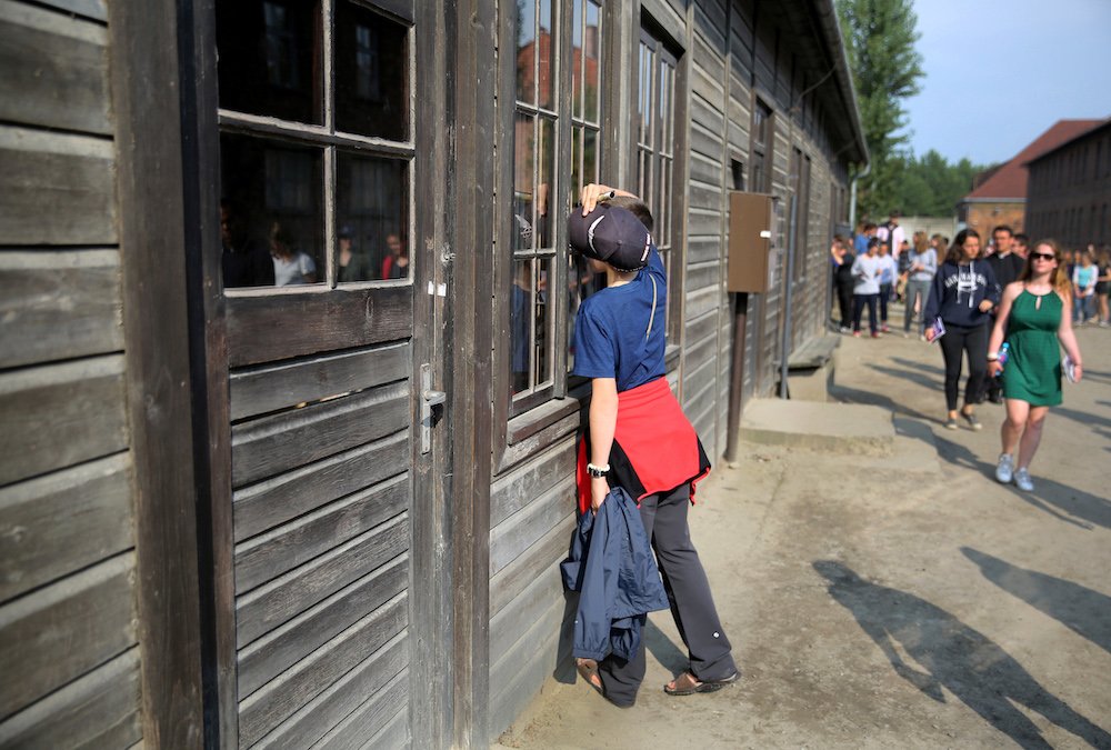 Program gives educators tools to teach about Holocaust, anti-Semitism ...