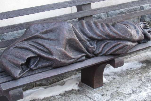 The homeless need urgent prayers in cold winter months, Pope says ...