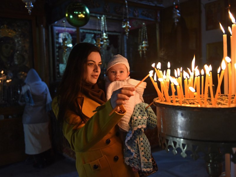 Let the Warmth of Advent Pull the Bleak Midwinter from You