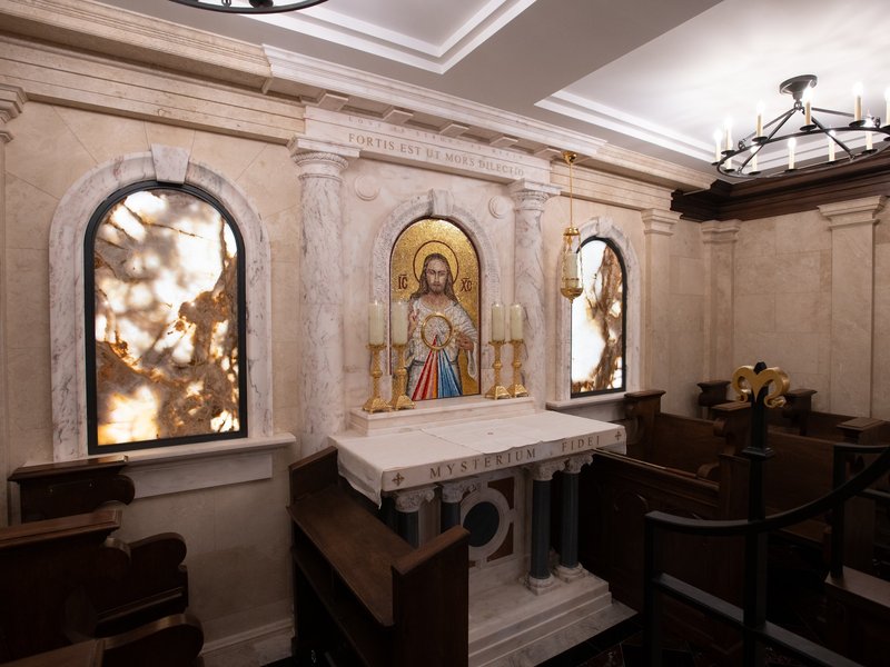 What Sorts of People Go to Adoration?