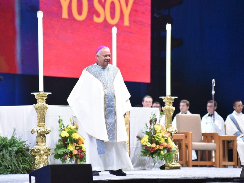 Jesus 'Is the King of Our Hearts,' Archbishop Shares at National Catholic Youth Conference Closing Mass