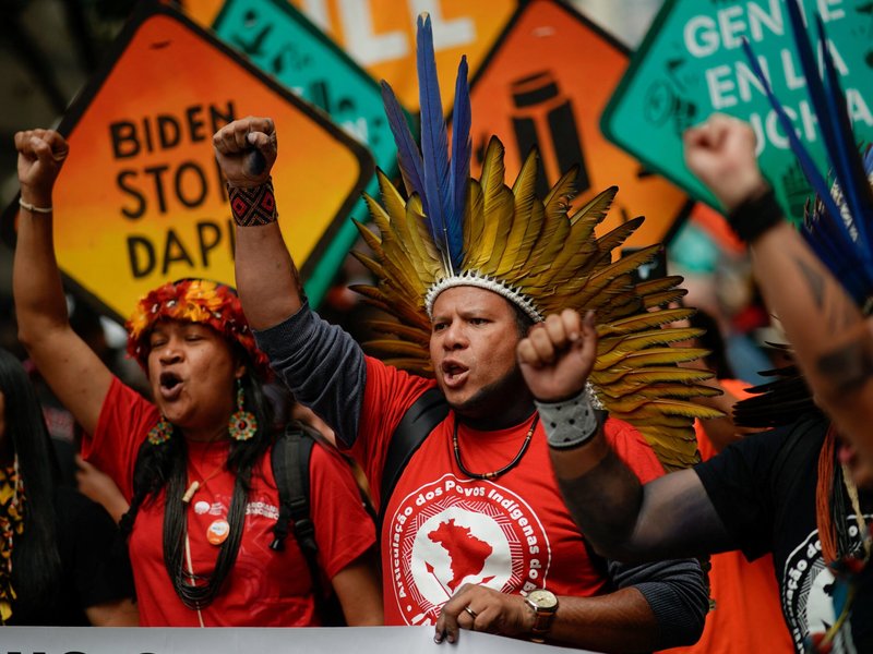 Numerous Catholic Groups Join Sea of Protesters in New York March against Fossil Fuels​