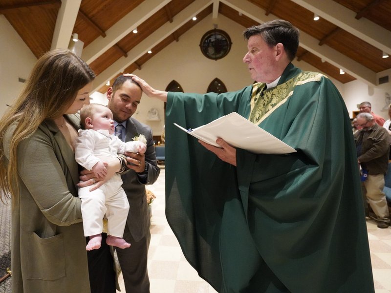 Changing Words in Sacraments Can Make Them Invalid, Dicastery Warns