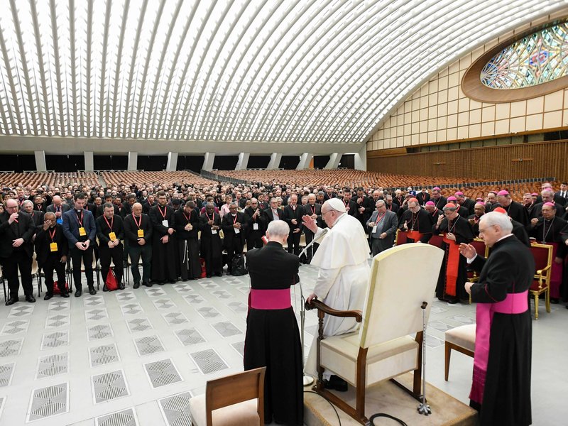 Pope, Cardinals Continue Discussion of Role of Women in the Church