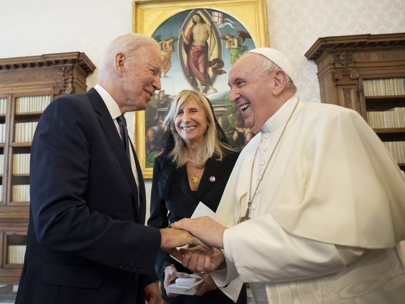 Pope Will Receive Outgoing U.S. President Biden at Vatican in January