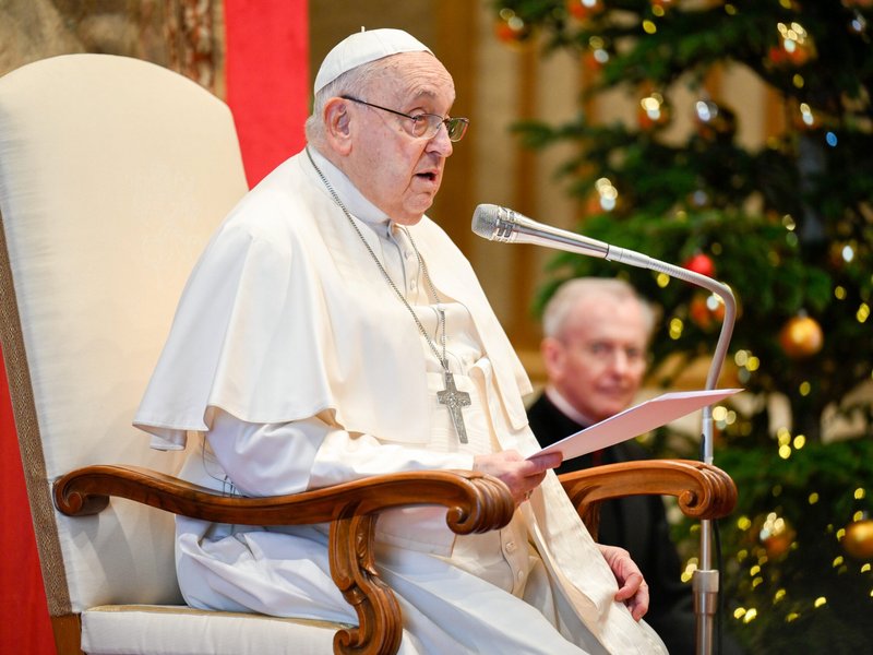 Media Literacy Needed to Counter Polarization, Narrow Thinking, Pope Says