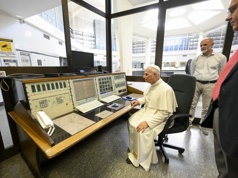 Vatican Radio Celebrates 95 Years with New Jingle