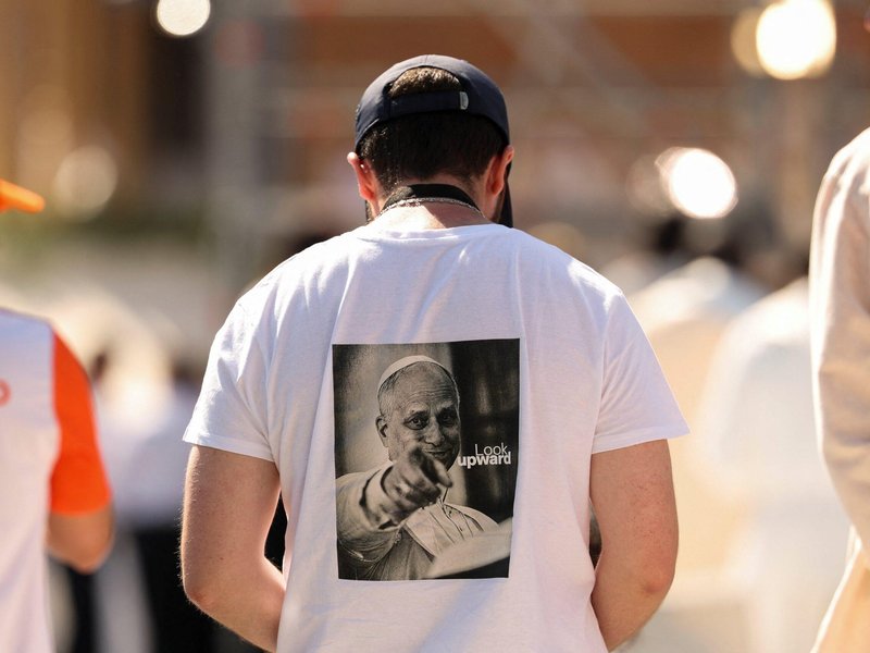 Pope Leo's Corpus Christi Mass and Procession in Madrid Draws 1.2 Million