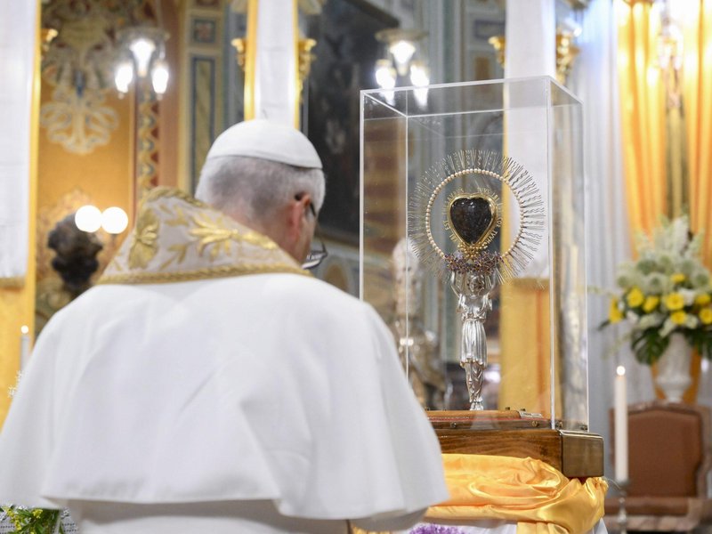Pope Leo XIV Venerates Heart of Mother Cabrini, Calls for More Missionaries Like Her