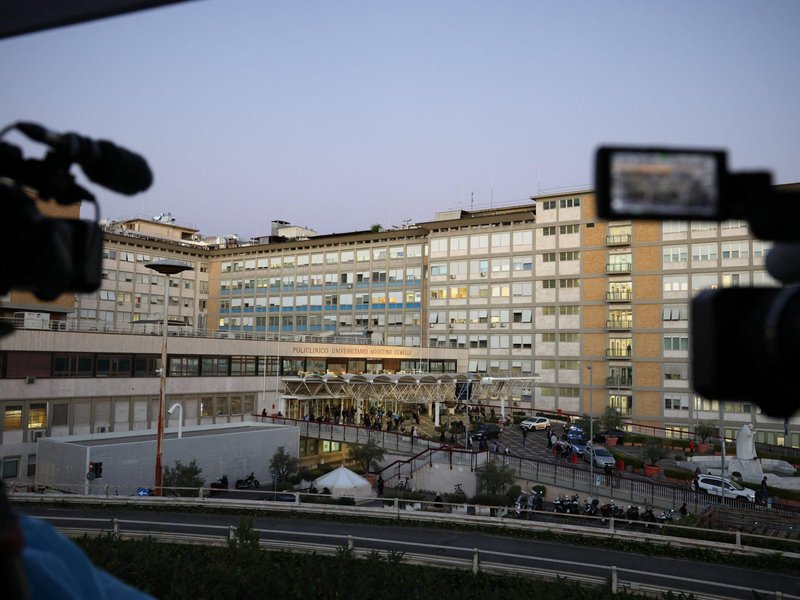What’s a Lung Nodule? Medical Experts Explain Pope Leo's Surgery