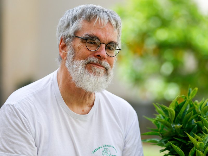 Can Both Science and Faith Go Wrong? Vatican Observatory Director Says 'Yes'