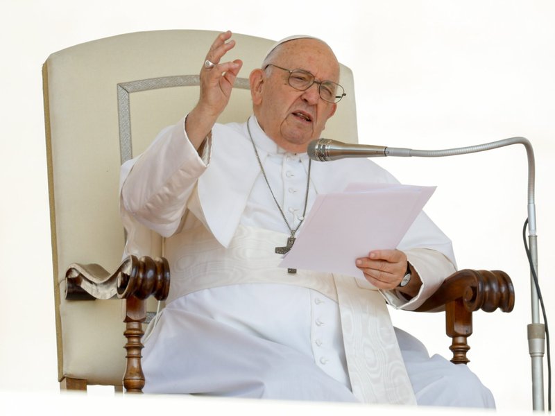 Vatican Releases Unpublished Papal Reflection on Old Age