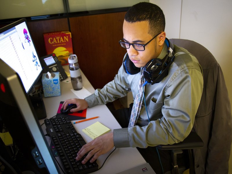 Las escuelas católicas alrededor del país integran la IA en sus planes de enseñanza