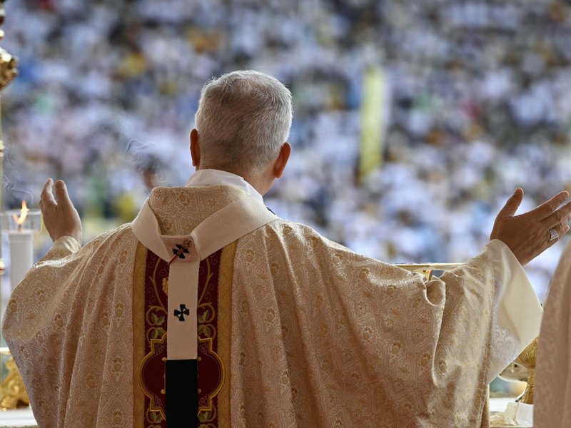 From Conflict Zones to Ancient Christian Sites, Pope Leo XIV Brings Message of Peace, Hope to Africa