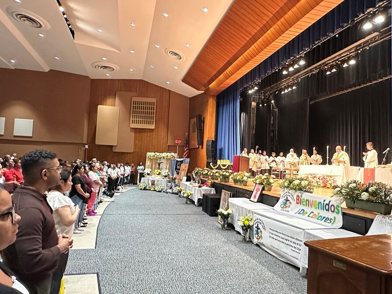 El Congreso Familiar Hispano 'Un solo corazón' reunió a más de 350 personas