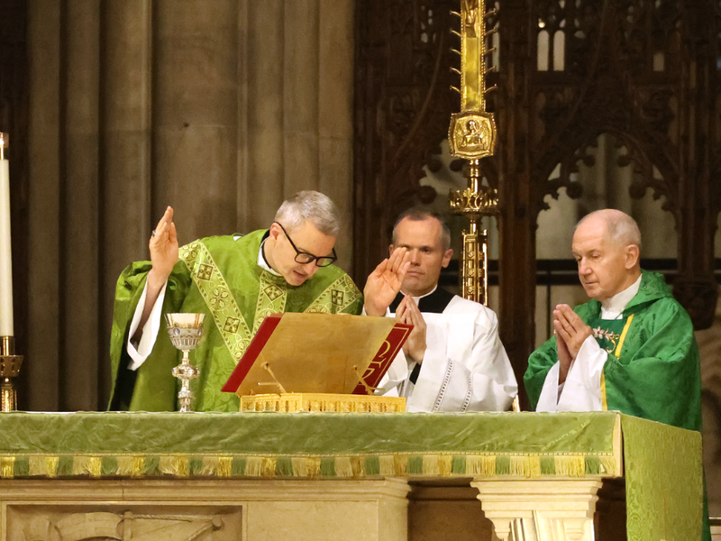 Archbishop Ronald Hicks Returns to Sunday Mass at St. Patrick’s Cathedral
