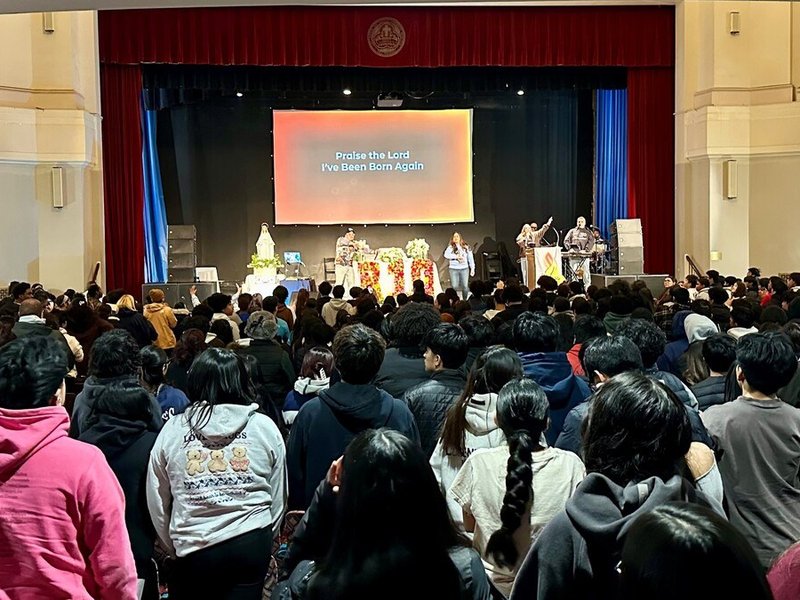 Miles de personas se reunieron en la conferencia R10 en el Bronx 