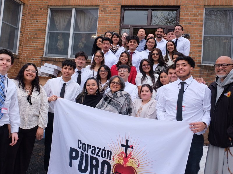 Corazón Puro forma jóvenes líderes de fe sólida