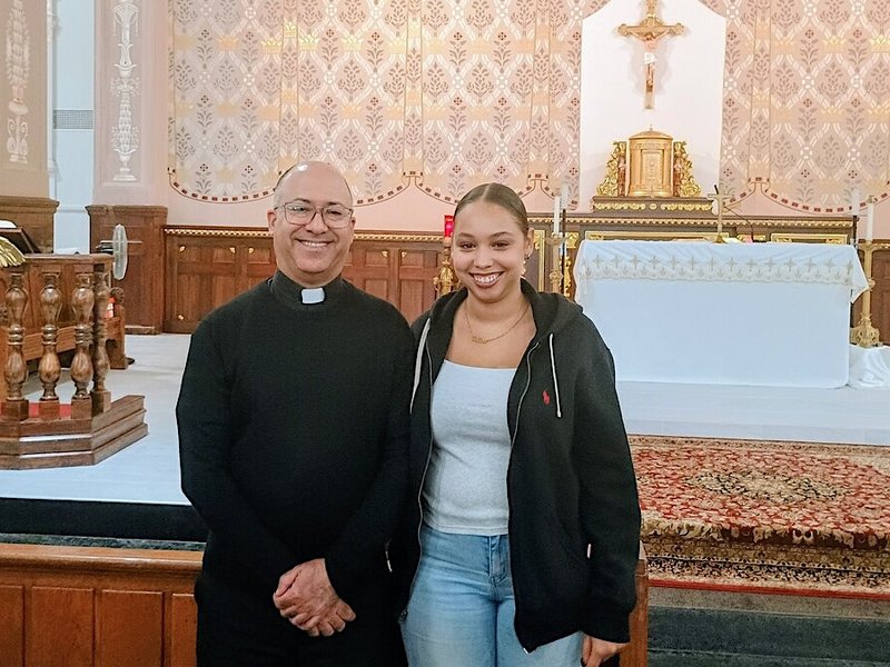 After Drifting, a Young Woman Returned to the Divine Promise of God
