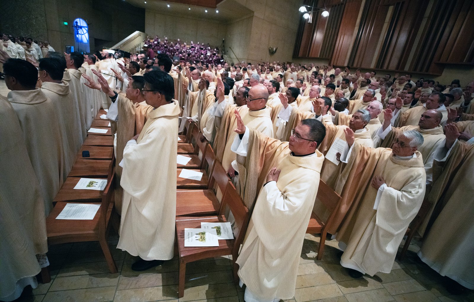 About 400 priests from the Archdiocese of Los Angeles attended the annual Chrism Mass at the Cathedral of Our Lady of the Angels on April 14. (Victor Alemán)