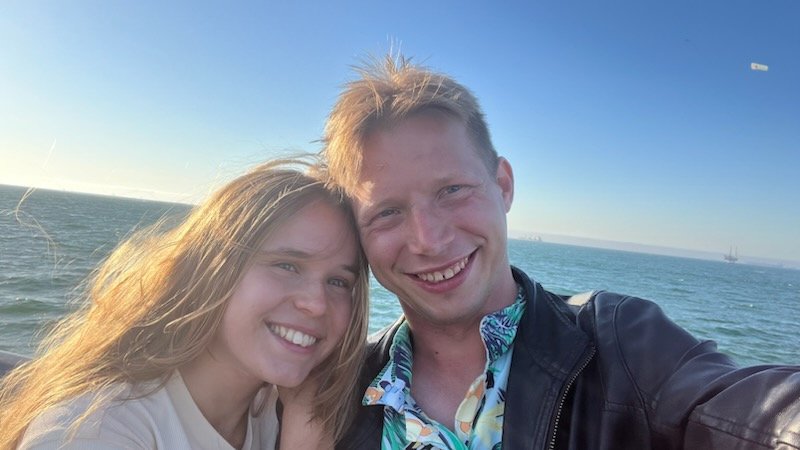 Tacianna Bennett, a la izquierda, con su novio Michael, a quien conoció en la cumbre de Jóvenes Líderes de Live Action. (Foto enviada)