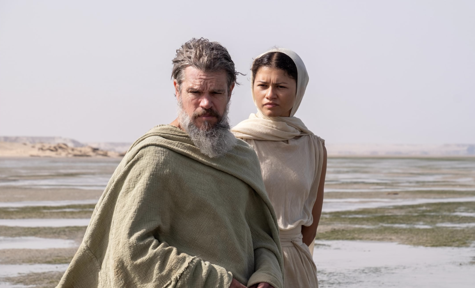 Matt Damon como Odiseo y Zendaya como Atenea en una escena de “La Odisea”. (IMDb)
