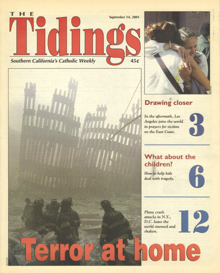 Portada de la edición de The Tidings del 14 de septiembre de 2001, que entró en imprenta el 11 de septiembre. (Archivo de Tidings)