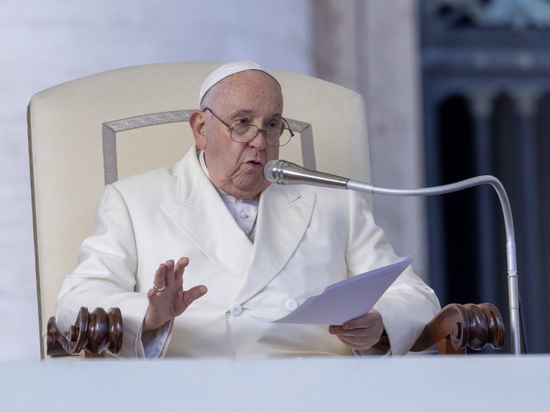 Pope Francis Meets with Relatives of Israeli Hostages, Palestinian Prisoners