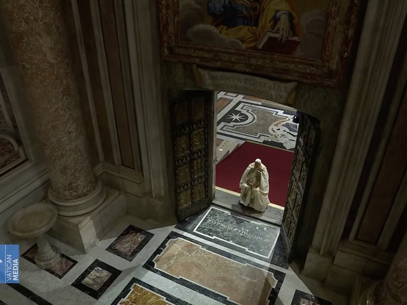 Pope at Christmas: Jesus' Birth Brings Hope for World of Justice, Peace