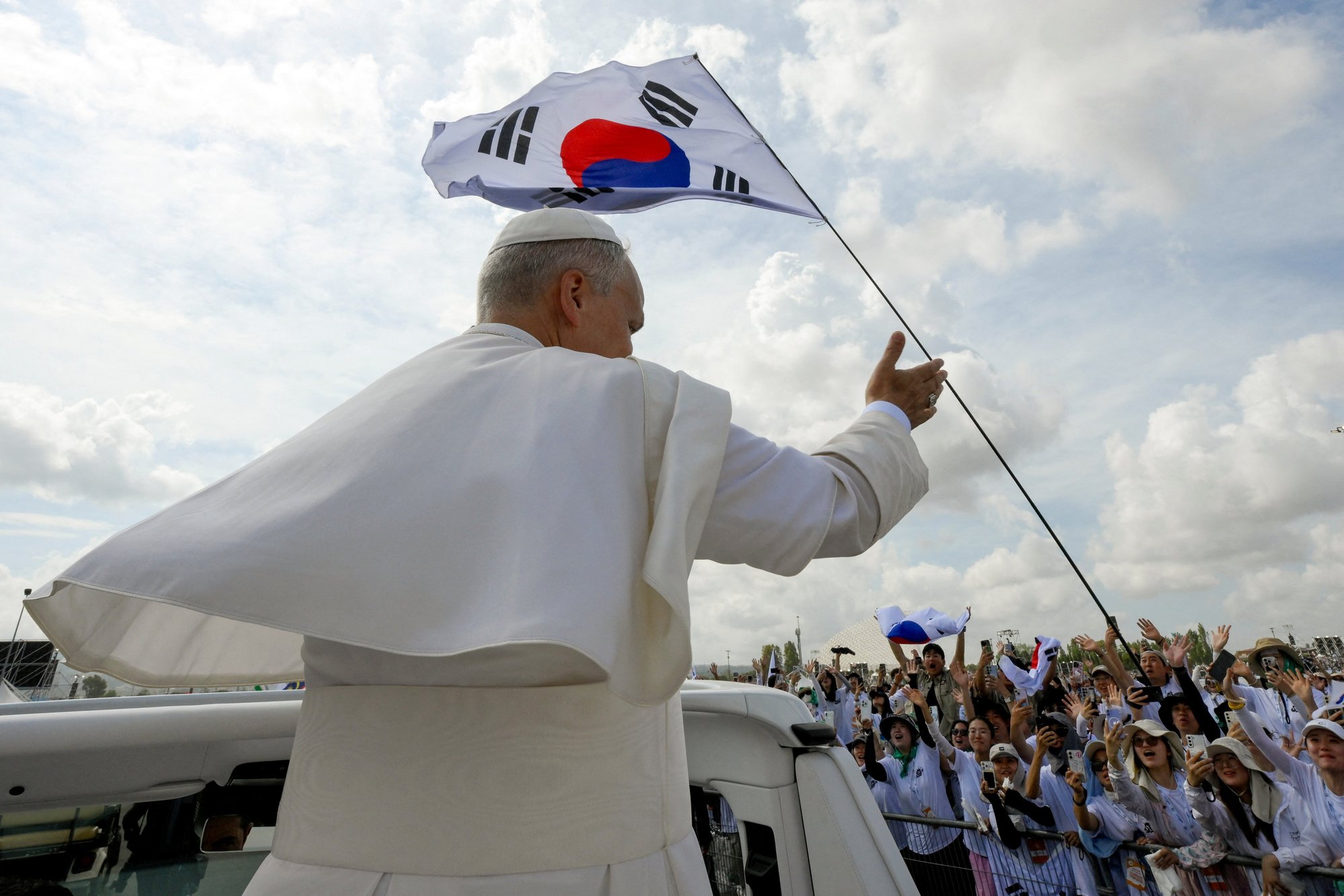 20261022 T1035 POPE WYD REGISTRATION OPEN 1828781