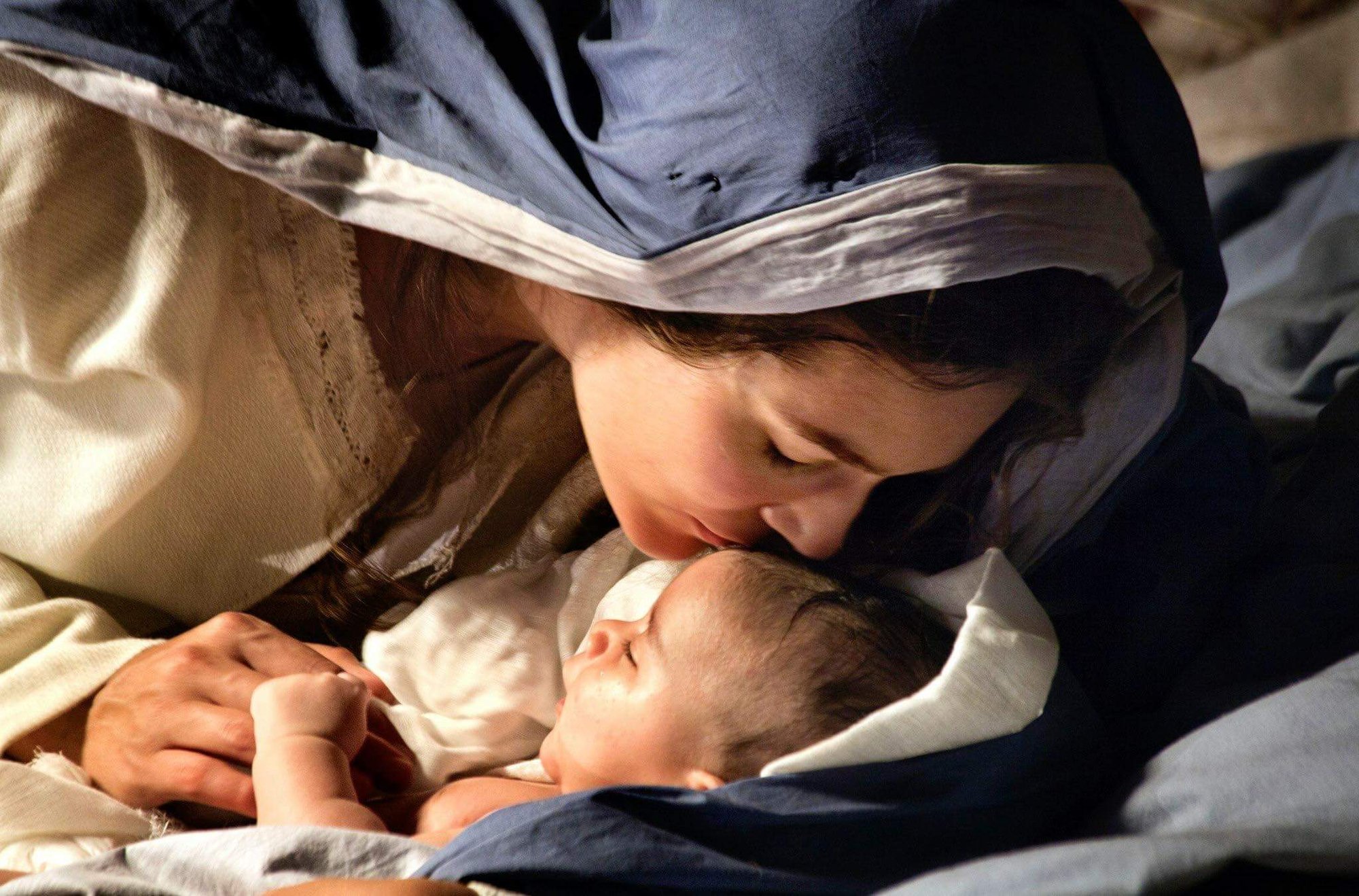 La Virgen Maria y el niño Jesús recién nacido. (Cathopic)