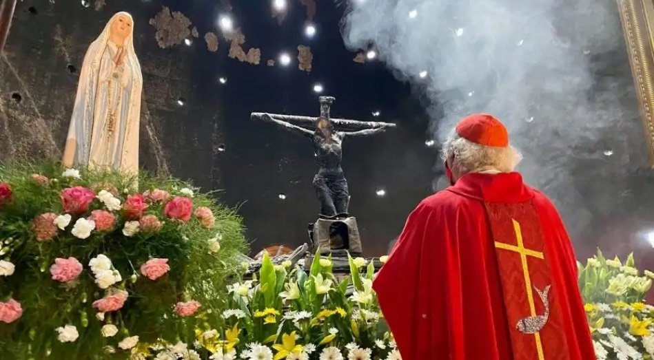 El Cardenal Leopoldo Brenes inciensa imagen de la Sangre de Cristo en Catedral de Managua el 31 de julio. Imagen referencial. (Foto: Arquidiócesis de Managua)