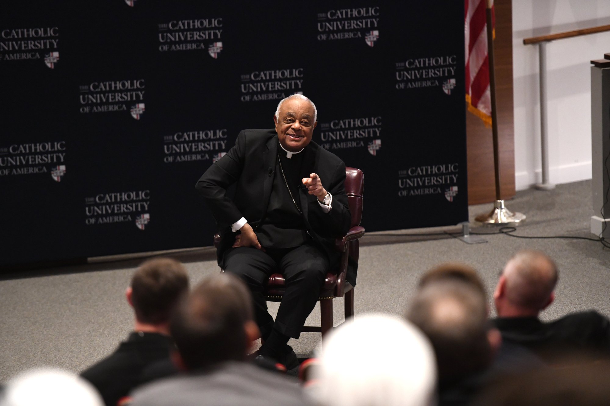 Washington El cardenal Wilton D. Gregory fue a la Universidad Católica de América en Washington el 6 de diciembre de 2033 para hablar sobre la necesidad de una Iglesia diversa y acogedora. El cardenal respondió a una amplia gama de preguntas del público, incluidas las relacionadas con la liturgia. (Foto OSV News/Patrick G. Ryan, cortesía de la Universidad Católica de América)