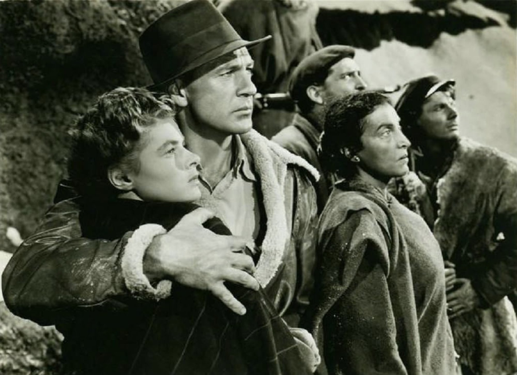 Ingrid Bergman, Gary Cooper, Katina Paxinou, Arturo de Córdova y Eric Feldary en "Por quién doblan las campanas". (IMDB)